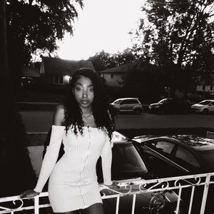 Meet your Posher, Shia